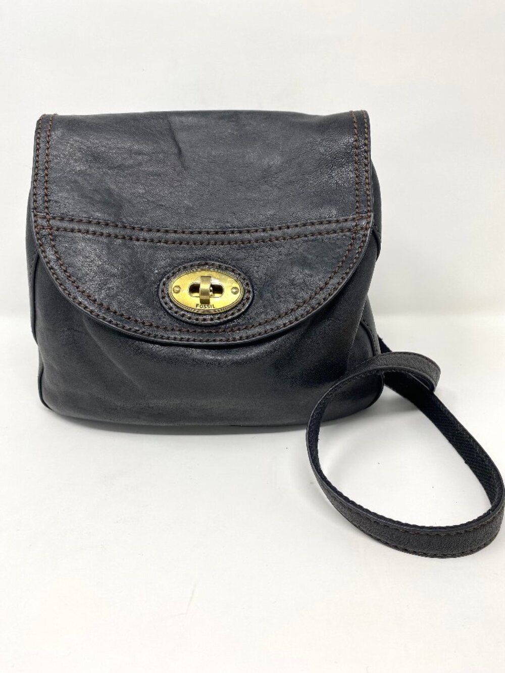 Fossil Carson Leather Crossbody Bag